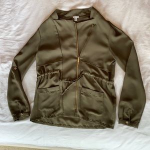 Women’s long sleeve guess top